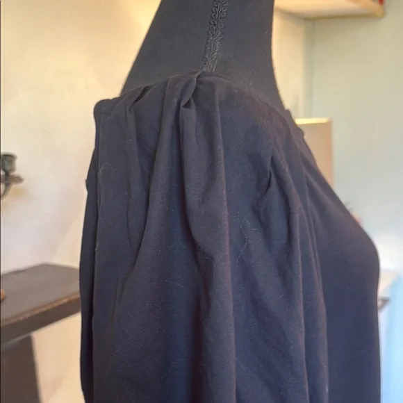 Ann Taylor Black Puff Sleeve Blouse - Picture 2 of 4